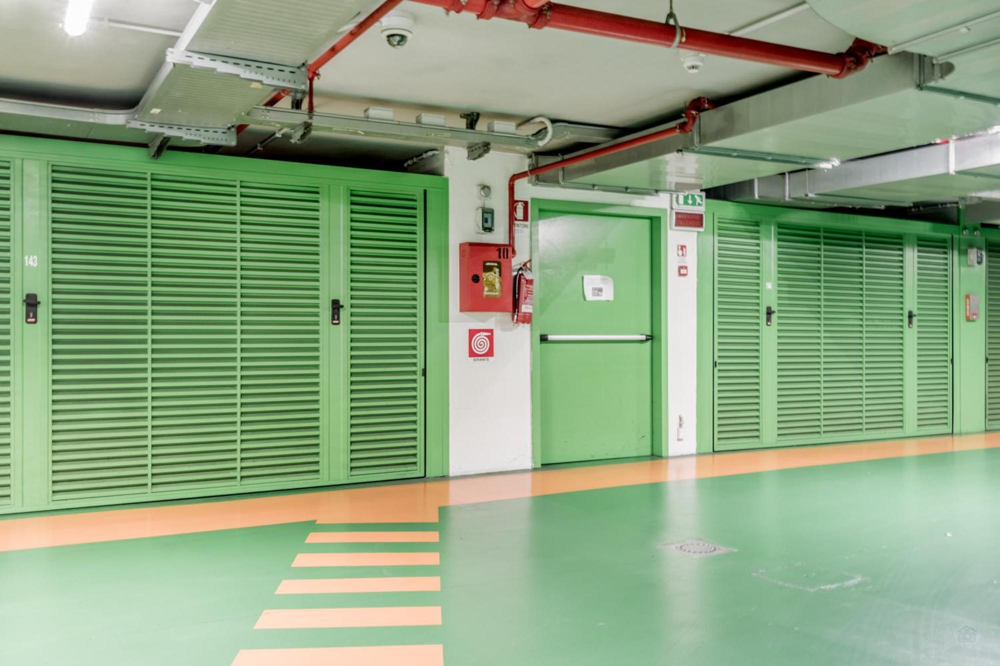 Attico Nel Cuore Di Con Box Privato Per Auto Apartamento Roma